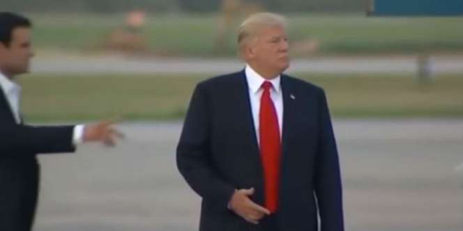 Insiden Trump Lupa Mobil Kepresidenan Jadi Lelucon
