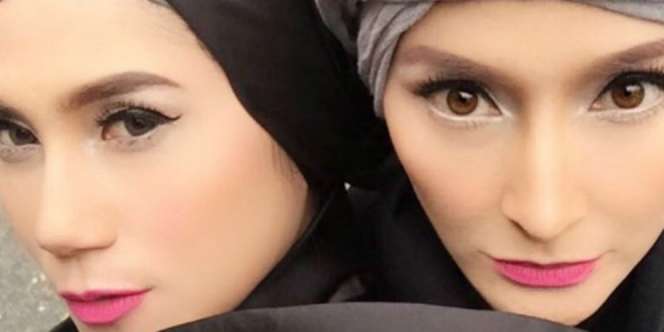 Cantik dan Awet Muda, Dua Artis Berhijab Ini Bersahabat Dekat