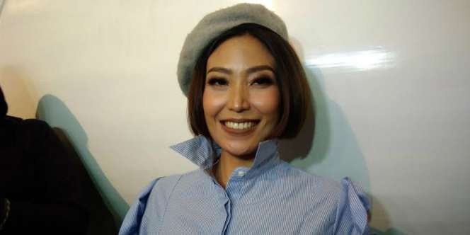 Proses Kelahiran Anak ke Dua Ayu Dewi Bermula dari Mal