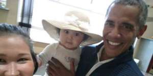 Lucunya Bayi Giselle, Obama Sampai Berhenti Buat Gendong