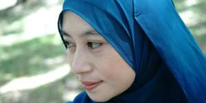 4 Langkah Mudah Aplikasikan 'Full Coverage Makeup'