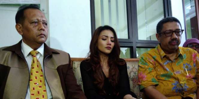 Kesabaran Habis, Tsania Marwa Ultimatum Atalarik