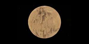 Pemburu Alien Klaim Temukan Piramida di Planet Mars