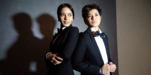 Mitha Buat Duo Black Champagne, The Virgin Bubar?