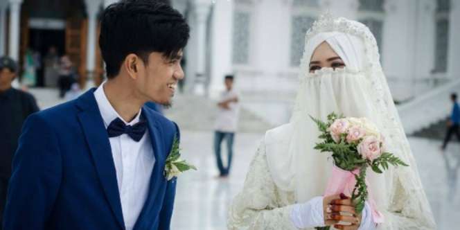 Postingan Foto Baru Istri Muzammil Bikin Warganet Sedih