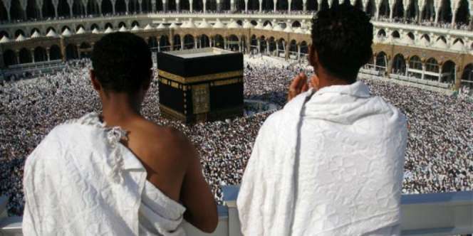 Begini Cara Mudah Dapatkan Tiket Penerbangan Umroh Backpacker