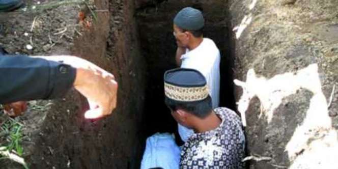 734 Modin Banyuwangi Berlatih Mengurus Jenazah