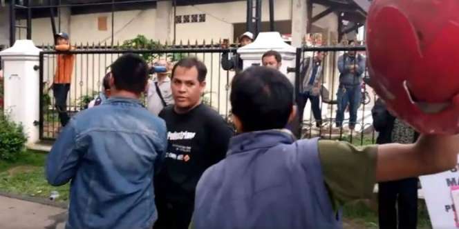 Heboh Pengendara Motor Ngamuk dan Maki Koalisi Pejalan Kaki