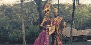 Intip Momen Liburan John Legend dan Keluarga di Bali Yuk!