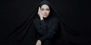 Cadar Dewi Sandra yang Jadi Sasaran Kemarahan Warganet