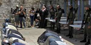 Israel Buka Kembali Masjidil Aqsa Secara Bertahap