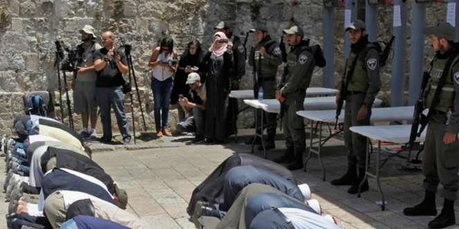 Israel Buka Kembali Masjidil Aqsa Secara Bertahap