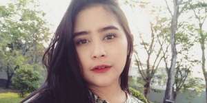 Bikin Buku, Prilly Latuconsina Curhat Soal Percintaan