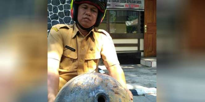 Bola Besi Seberat 7,4 Kg Jatuh dari Langit Maninjau Sumbar