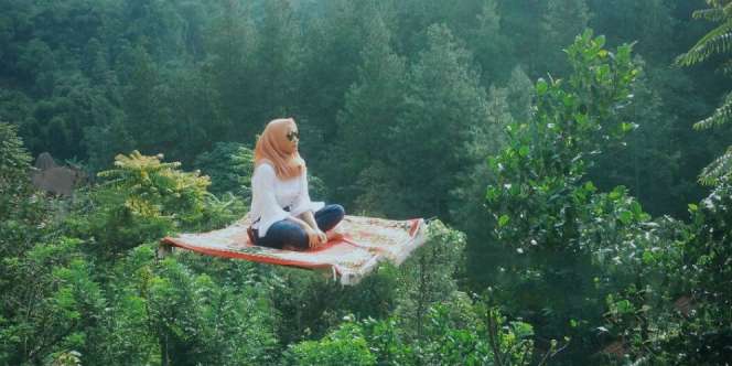 Objek Wisata Baru di Bandung, Foto di Atas Permadani Terbang