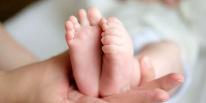 Bayi Baru Lahir Ini Meninggal Usai Dicium Orang, Ternyata...