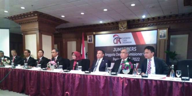 Ini Susunan Lengkap Dewan Komisioner OJK 2017-2022