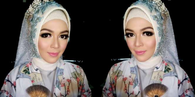Cobaiin Yuk! Riasan 'Blush on Demam' yang Sedang Viral