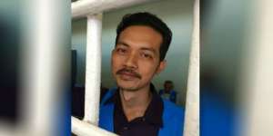 Mengharukan, Pembelaan Fidelis di Pengadilan Jadi Viral