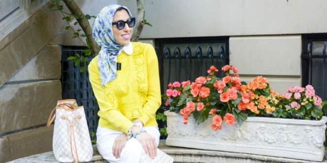 Hijaber, Begini Tampil Pede dengan Atasan Kuning Nan Cerah