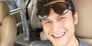 Indra Brugman Dekat Dengan Wanita Pengusaha, Kekasih?