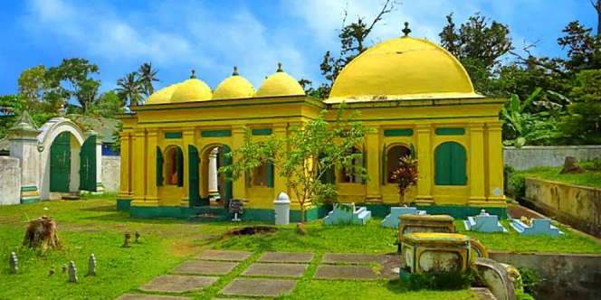 Ini Dia 4 Destinasi Wisata Religi Unggulan di Pulau Penyengat