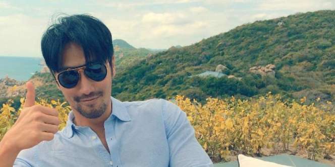 Chuando Tan, Si Hot Daddy yang Bikin Hati Warganet Meleleh