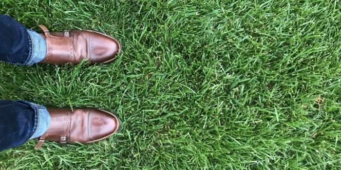 Sepatu Monk Strap, Bikin Penampilan Hijabers Makin Fancy