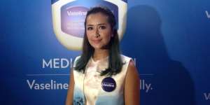 Pengalaman Widi 'Be3' Kelimpungan Rawat Putra yang Idap Eksim