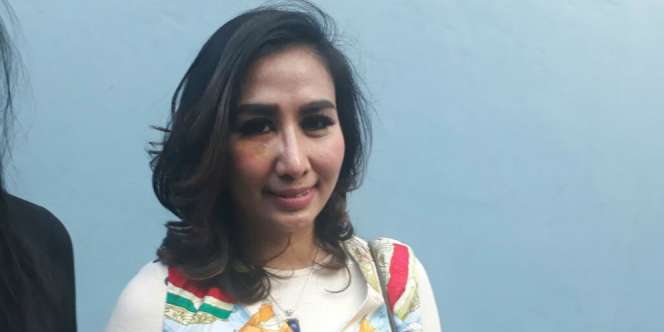 Alami KDRT, Pedangdut Ratna Dilla Gugat Cerai Suami