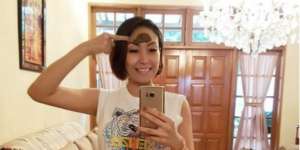 Setelah Bersalin, Ayu Dewi Jalani Ritual Mandi 100 Rempah