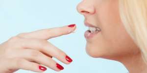 5 Penyebab Bibir Pecah-Pecah