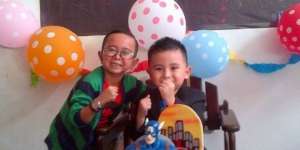 Daus Mini Juga `Ribut` dengan Mantan Istri di Sosmed