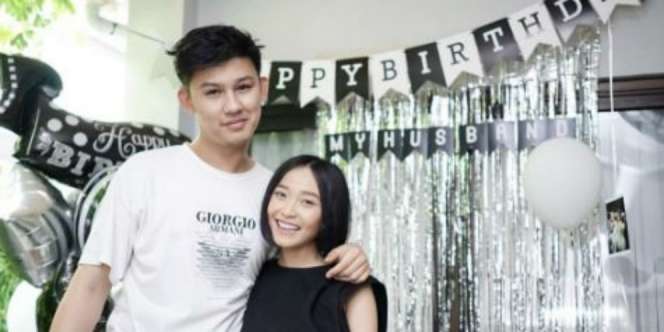Selamat! Rini `Idol` Hamil Anak Pertama