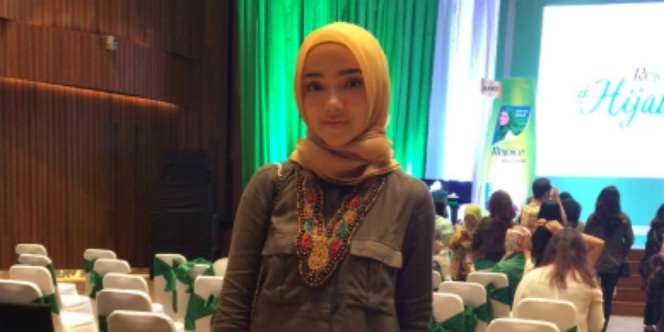 Ini Fashion Item Penting untuk Tampil Formal Buat Hijaber