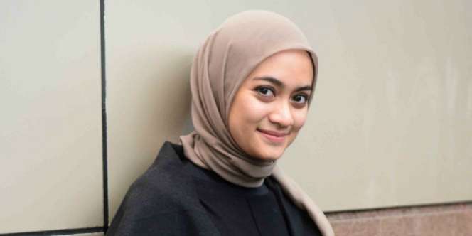 Gak Ribet! Gaya Hijab Turki Style Ayudia Bing Slamet
