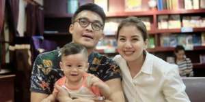 Pose Dua Anak Seleb Ini Bikin Gemas...