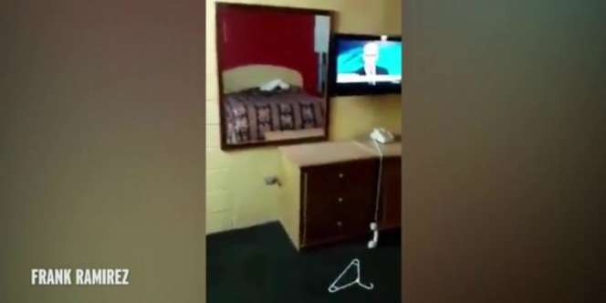 Tamu Hotel Rekam 'Hantu' Menggerakkan Telepon