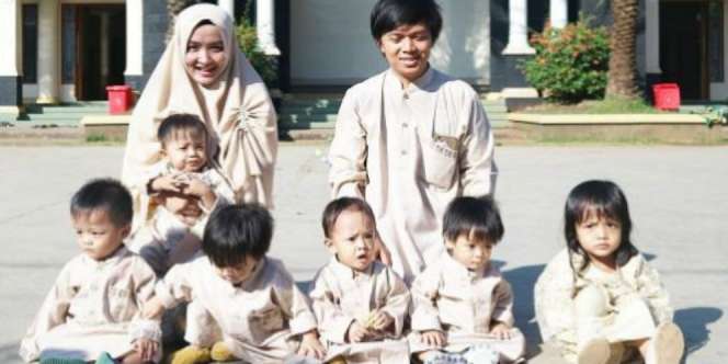 Menyusui Bayi Kembar 5, Simak Curhat Amieh Lely