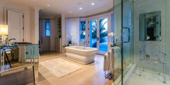 Lihat Kemewahan Kamar Mandi Seleb Hollywood, Bikin Iri!