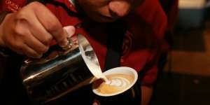 Nikmatnya Seruput Kopi Khas Indonesia