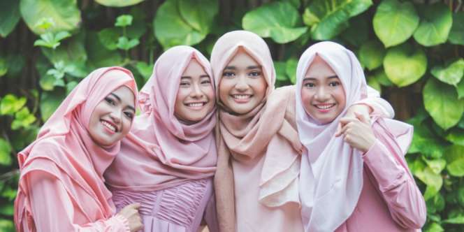 Hijaber, Perhatikan Ini Sebelum Aktivitas di Luar Rumah