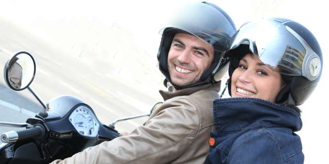 Anggun Fuji: 10 Tips Travelling Aman dengan Motor