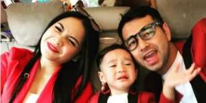 Datang ke Premiere Film Rafathar, Raffi Naik Helikopter