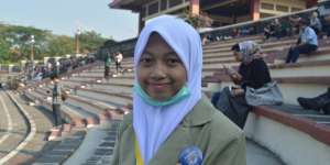Usia Baru 15 Tahun, Hijaber Ini Jadi Mahasiswa Termuda UGM