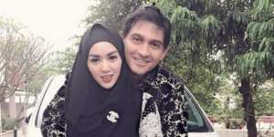 Sidang Cerai Perdana, Lucky Hakim dan Tiara Dewi `Kompak`