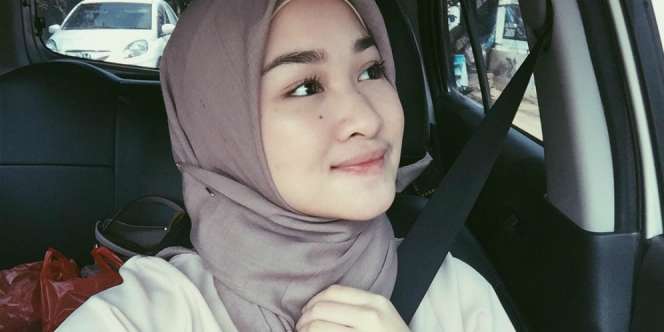 Kiara Leswara: Tanpa Foundation, Riasan Wajah Tetap Memukau