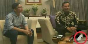 Bertemu AHY, Malah Sepatu Gibran yang Jadi Sorotan