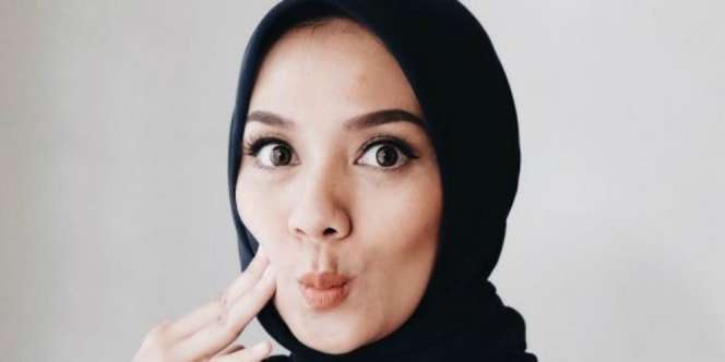 Kecewa Taksi Online, Enno Lerian Diturunkan Sebelum Tujuan