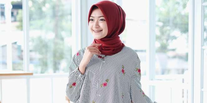 Sari Endah Pratiwi: Tutorial Hijab 'Anti Badai'